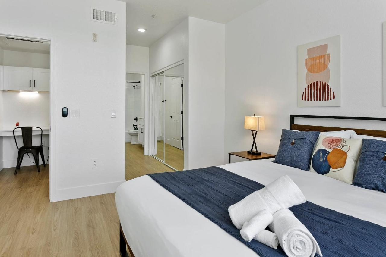 Cozysuites Glendale By The Stadium With Pool 06 Exterior foto